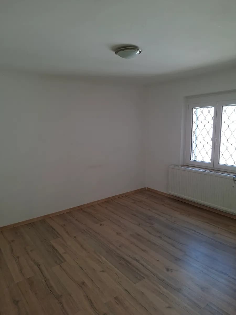 5-Zimmer-Haus mieten in Mödling – 156 m², € 1.900 – Bild 9 von 10