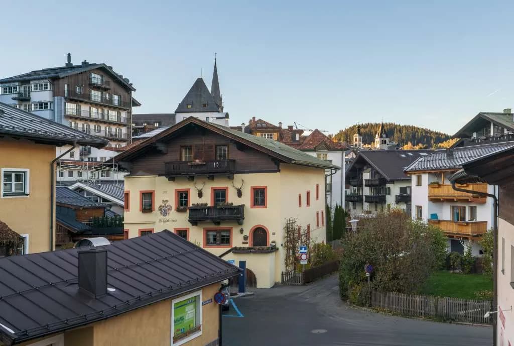5-Zimmer-Wohnung kaufen in Kitzbühel – 216 m², € 3.600.000 – Bild 17 von 19