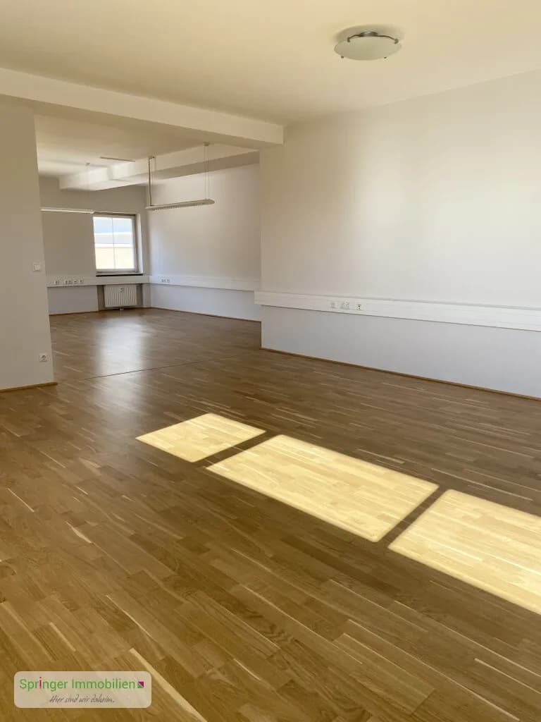 2-Zimmer-Gewerbeimmobilie mieten in Hallein – 97 m², € 1.209 – Bild 4 von 9