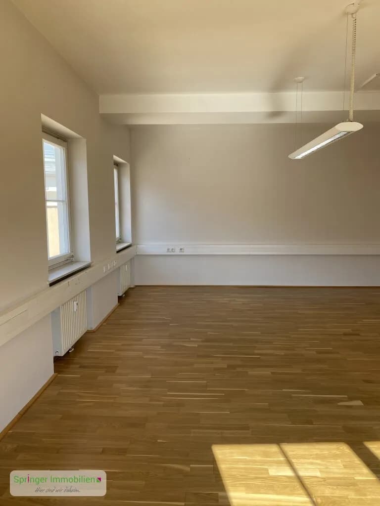 2-Zimmer-Gewerbeimmobilie mieten in Hallein – 97 m², € 1.209 – Bild 5 von 9