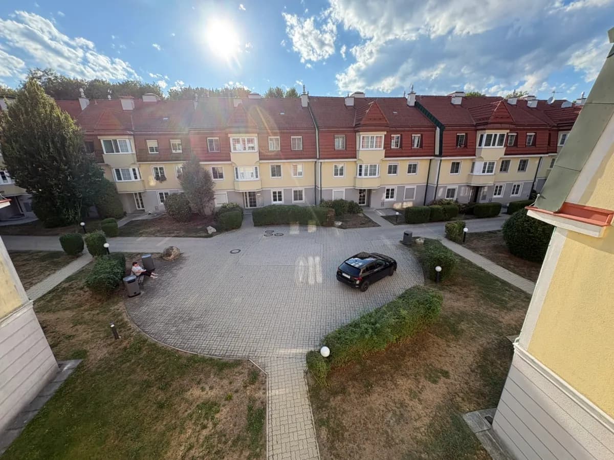 2-Zimmer-Wohnung mieten in Baden – 75 m², € 627 – Bild 3 von 11
