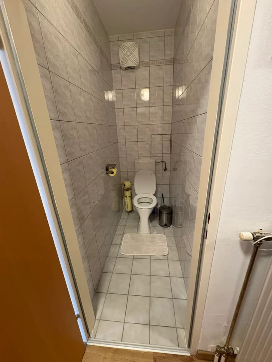 2-Zimmer-Wohnung mieten in Baden – 75 m², € 627 – Bild 9 von 11