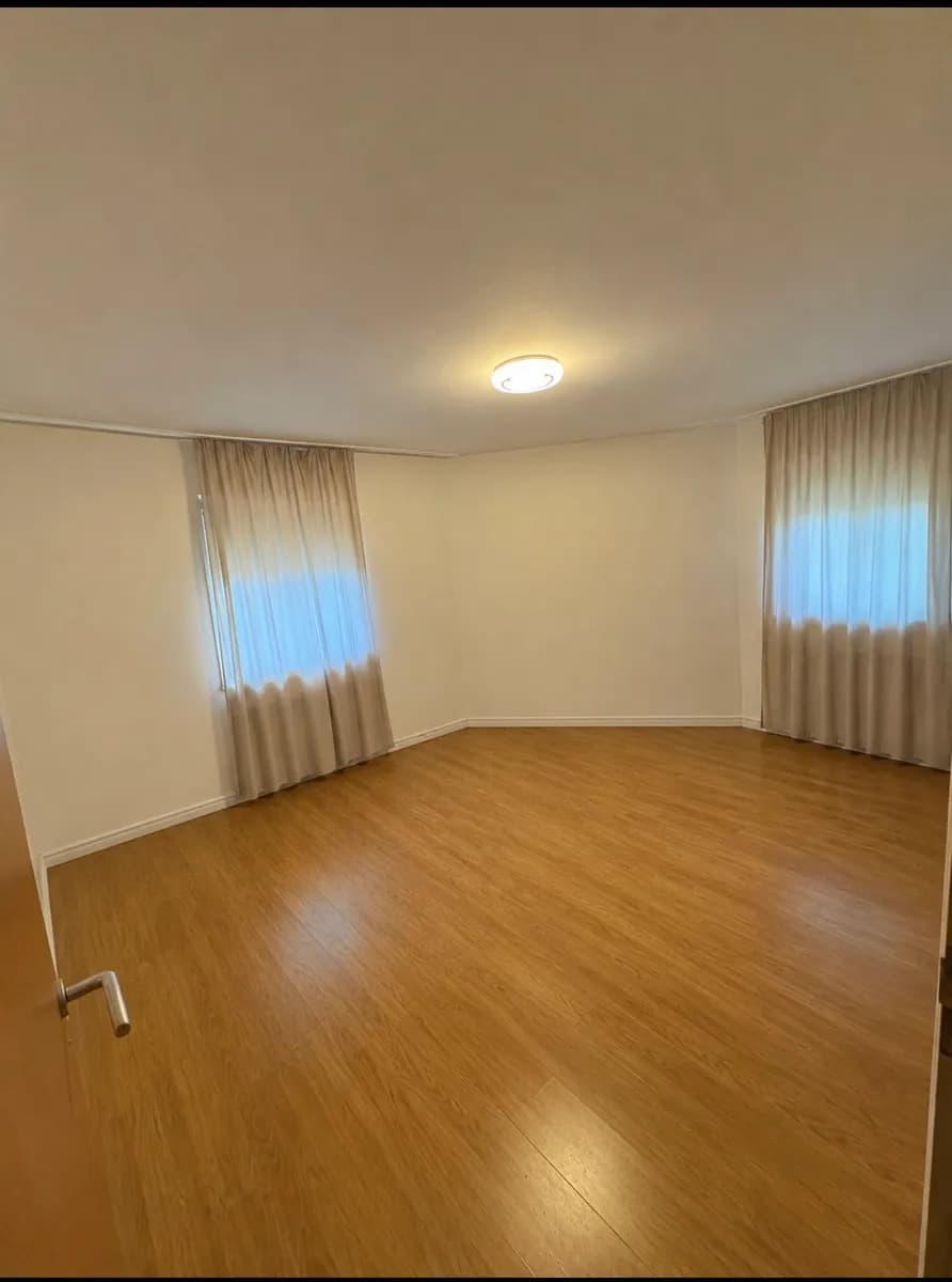 2-Zimmer-Wohnung mieten in Wiener Neustadt – 50 m², € 600 – Bild 1 von 11