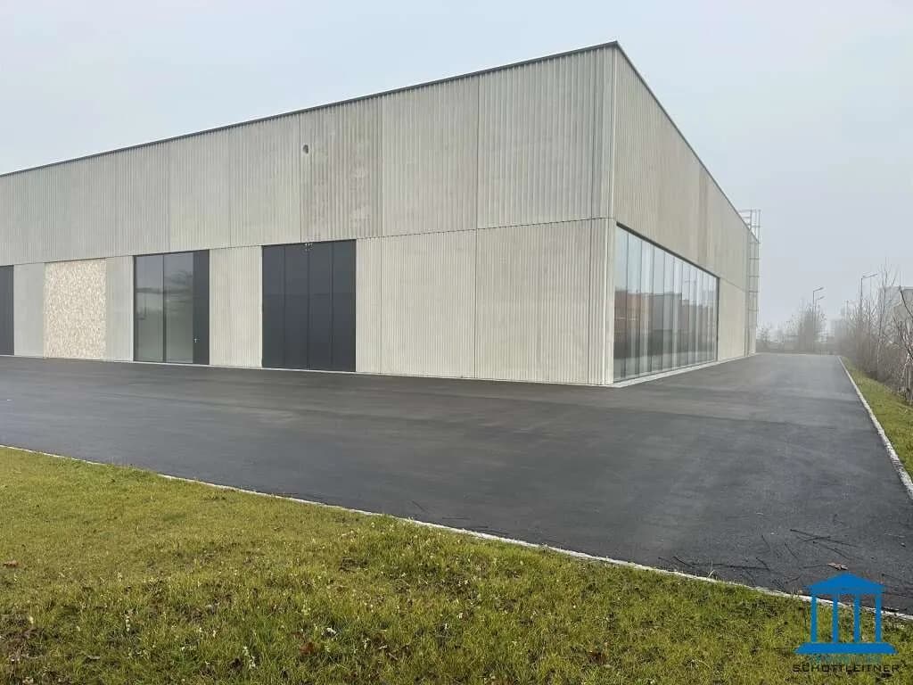 Gewerbeimmobilie mieten in Wiener Neustadt – 1 044 m², € 7.937