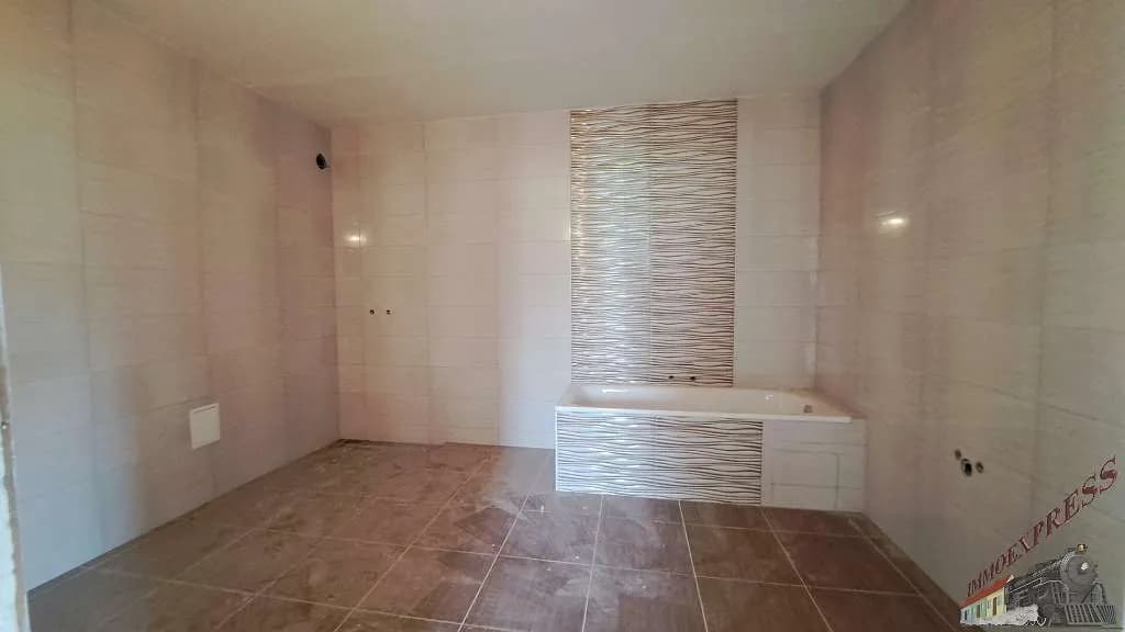 3-Zimmer-Wohnung kaufen in Wiener Neustadt Land – 88 m², € 250.000 – Bild 3 von 19