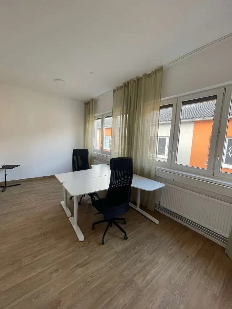 11-Zimmer-Gewerbeimmobilie mieten in Wien – 420 m², € 8 – Bild 17 von 20