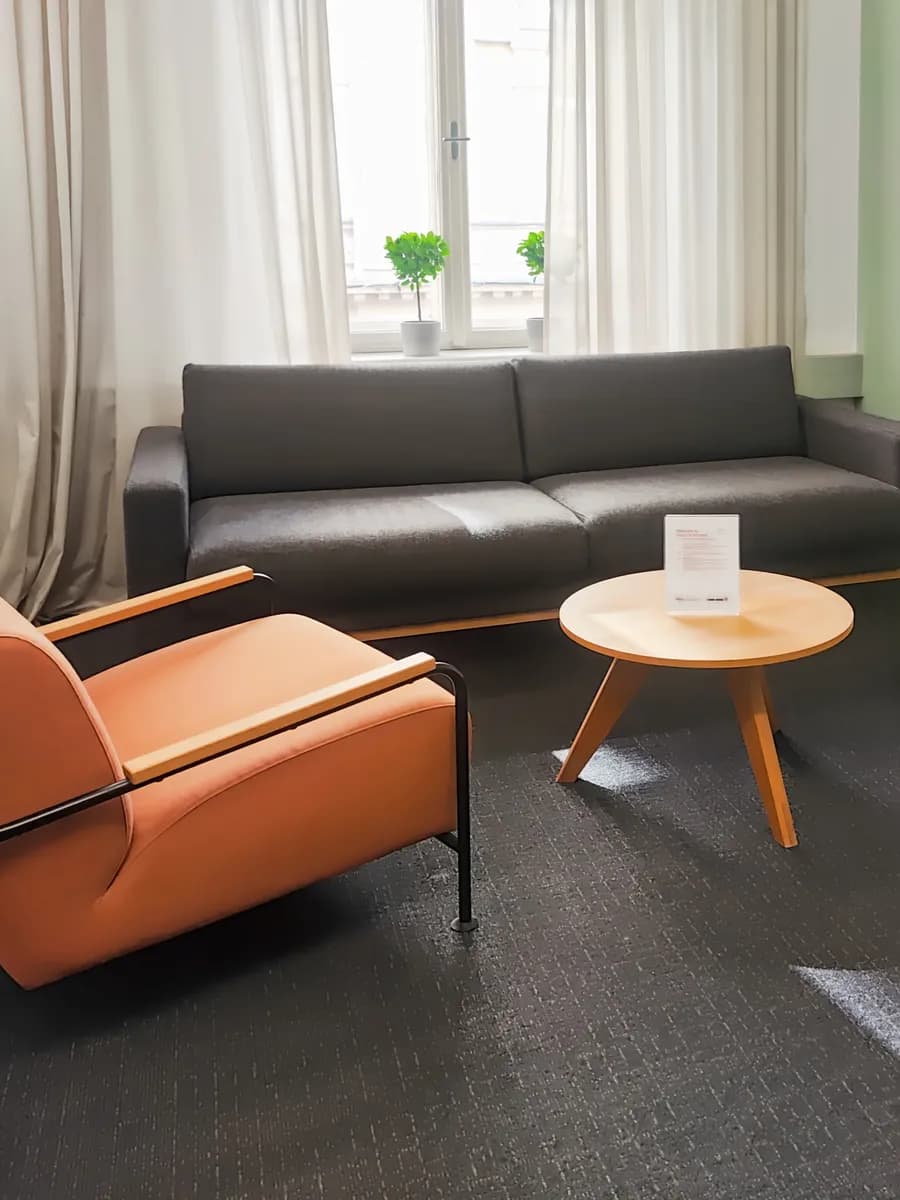 Gewerbeimmobilie mieten in Wien – 2 200 m² – Bild 3 von 9