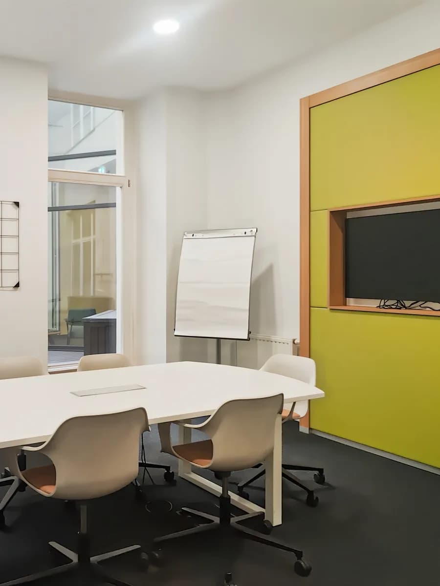 Gewerbeimmobilie mieten in Wien – 2 200 m² – Bild 6 von 9