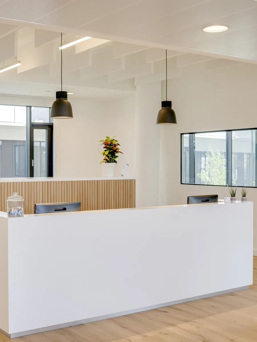 Gewerbeimmobilie mieten in Wien – 1 678 m² – Bild 1 von 9
