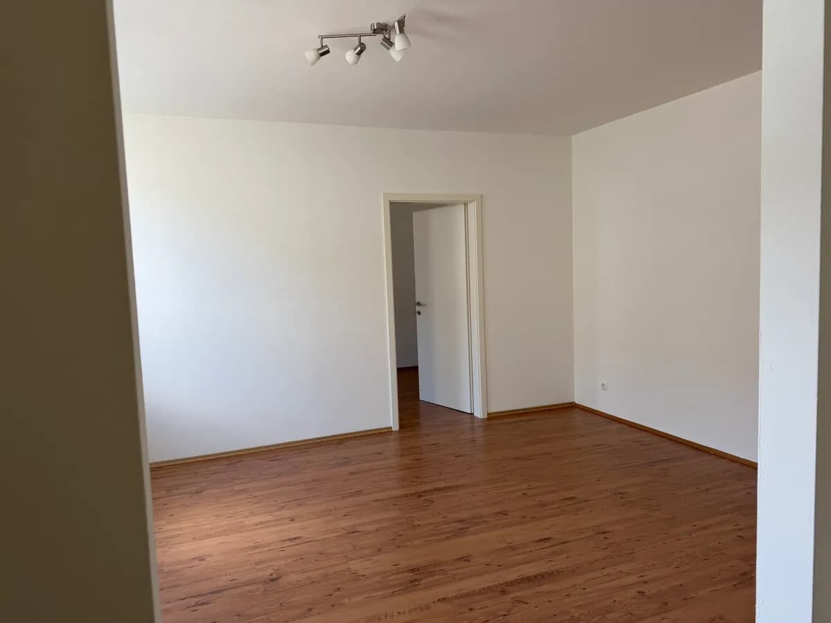 2-Zimmer-Wohnung mieten in Wels – 38 m², € 612 – Bild 3 von 6