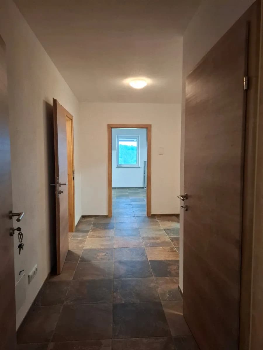2-Zimmer-Wohnung mieten in Vöcklabruck – 63 m², € 820 – Bild 3 von 10