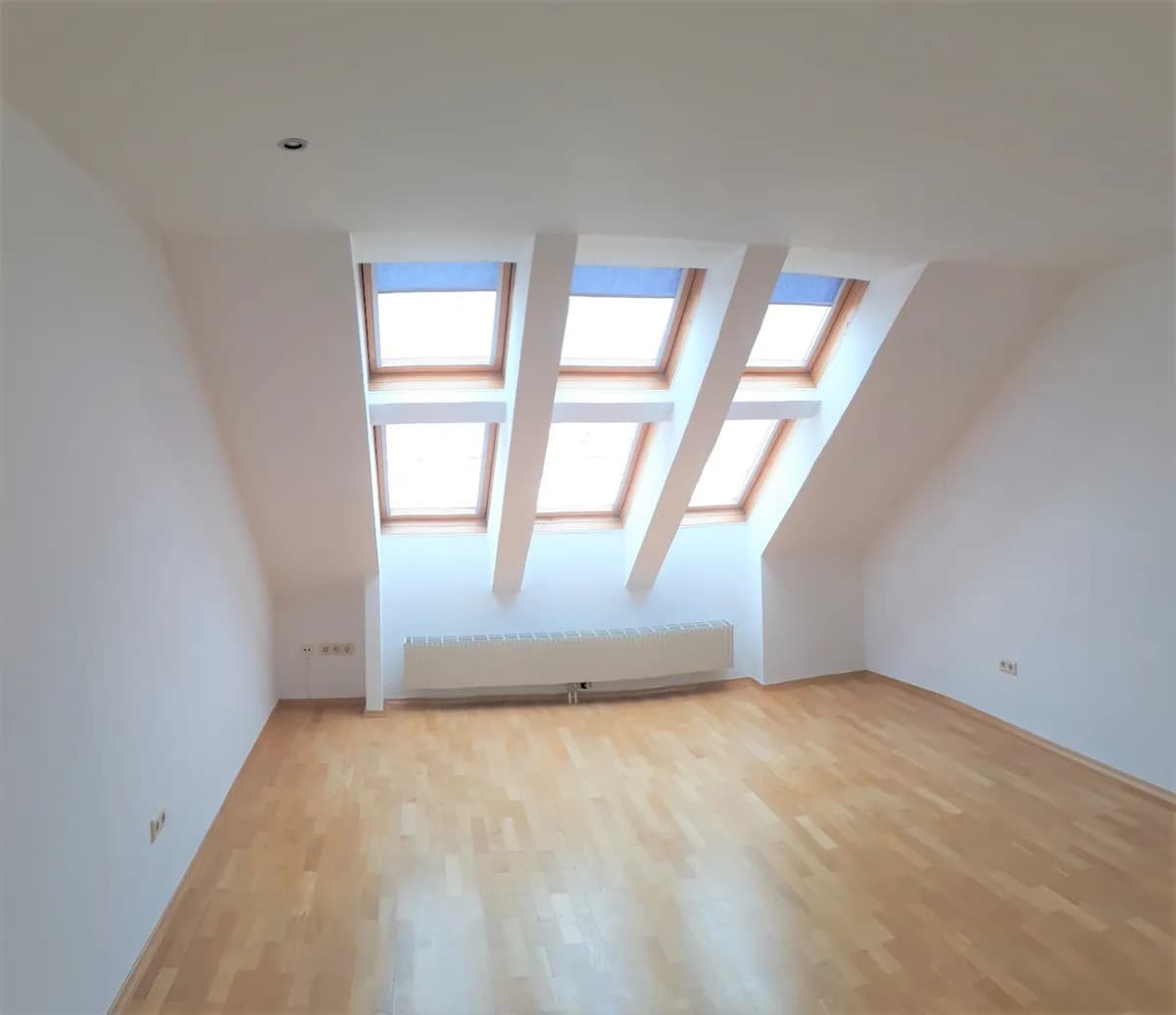4-Zimmer-Wohnung mieten in Wien – 180 m², € 4.600 – Bild 2 von 7