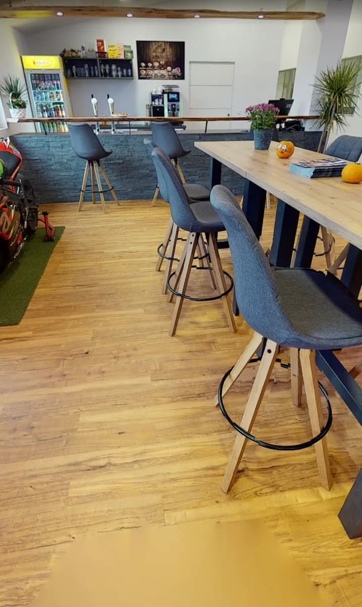 Gewerbeimmobilie mieten in Wiener Neustadt Land – 150 m², € 1.250 – Bild 1 von 10