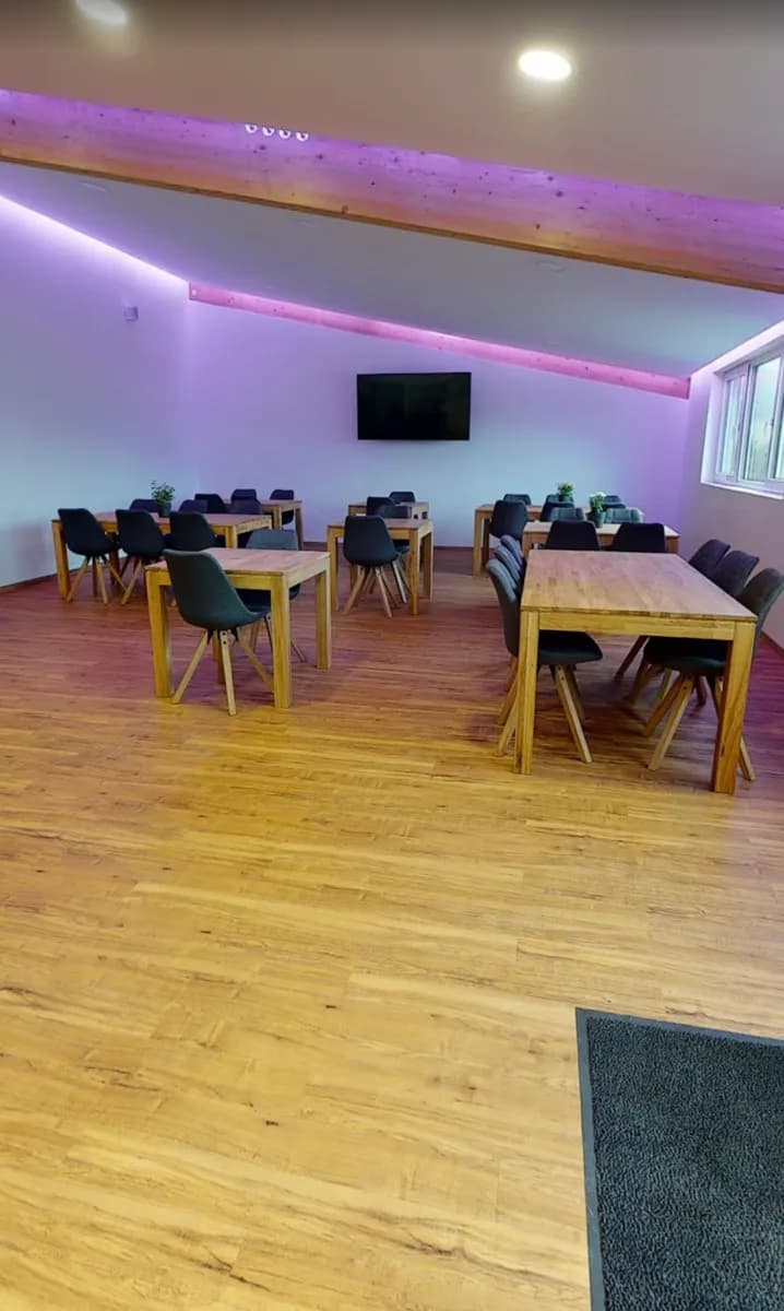 Gewerbeimmobilie mieten in Wiener Neustadt Land – 150 m², € 1.250 – Bild 4 von 10