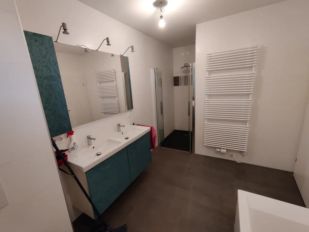 4-Zimmer-Wohnung mieten in Graz-Umgebung – 136 m², € 2.075 – Bild 10 von 15
