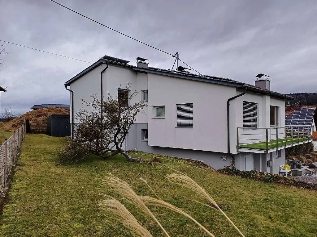 5-Zimmer-Haus mieten in Linz Land – 140 m², € 1.700 – Bild 1 von 18