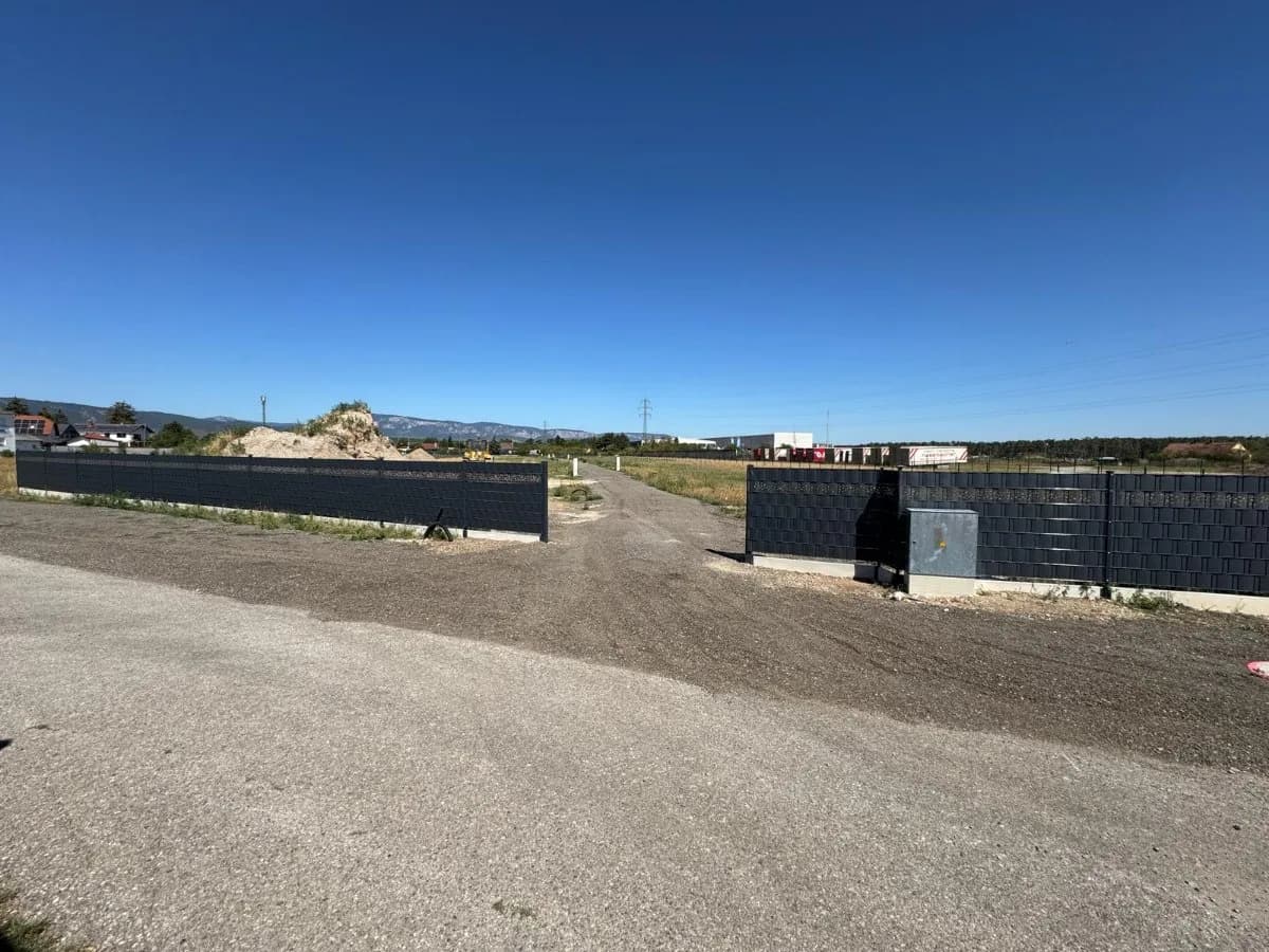 Immobilie kaufen in Neunkirchen – 225 m², € 39.900 – Bild 2 von 8