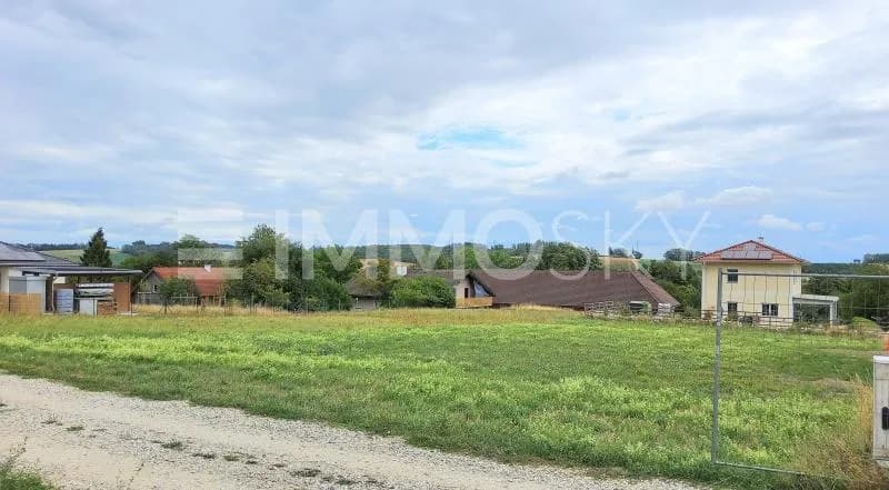 Grundstück kaufen in Linz Land – 1 058 m², € 325.000