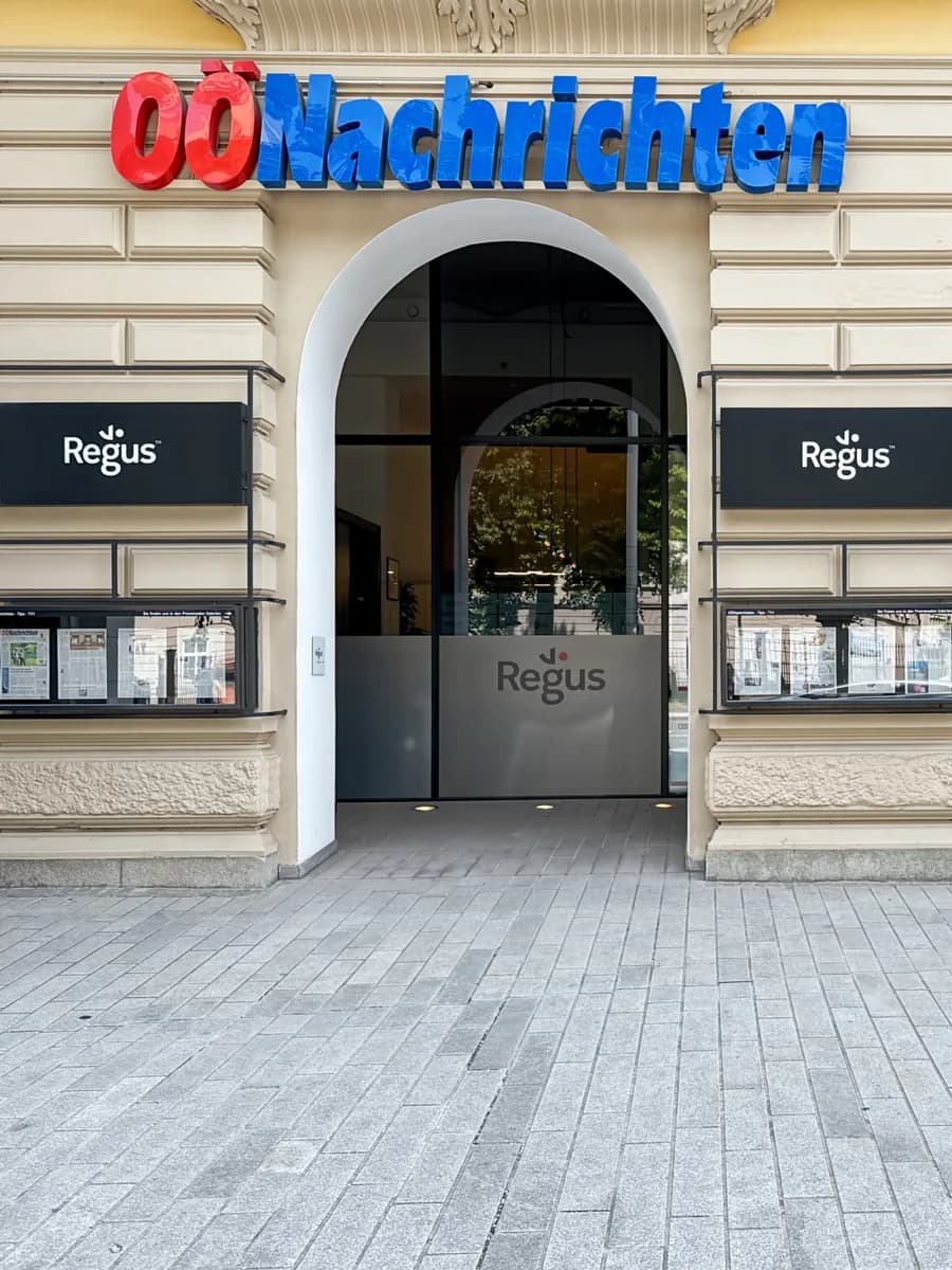 Gewerbeimmobilie mieten in Linz – 1 311 m² – Bild 1 von 9