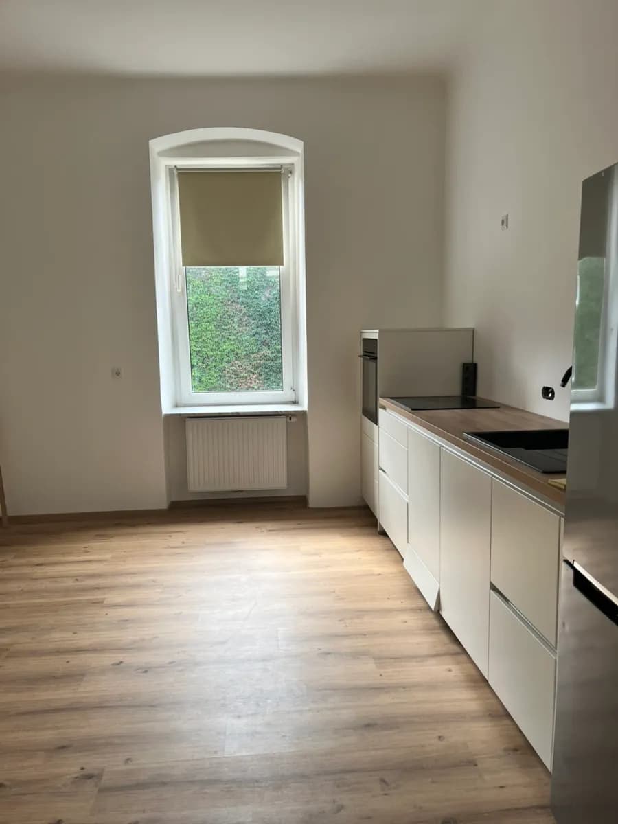2-Zimmer-Wohnung mieten in Linz – 72 m², € 1.010 – Bild 4 von 13