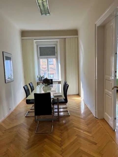 6-Zimmer-Wohnung mieten in Graz – 213 m², € 2.600 – Bild 4 von 9