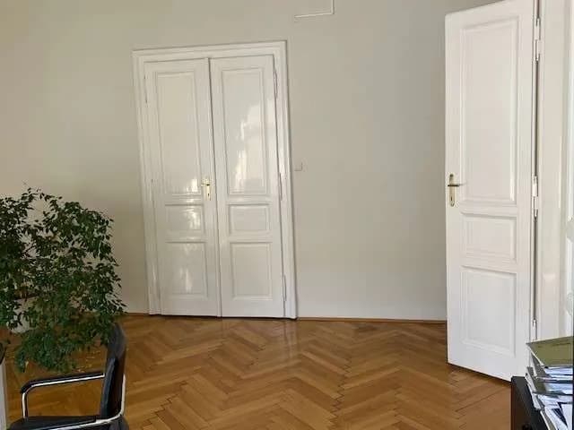 6-Zimmer-Wohnung mieten in Graz – 213 m², € 2.600 – Bild 5 von 9