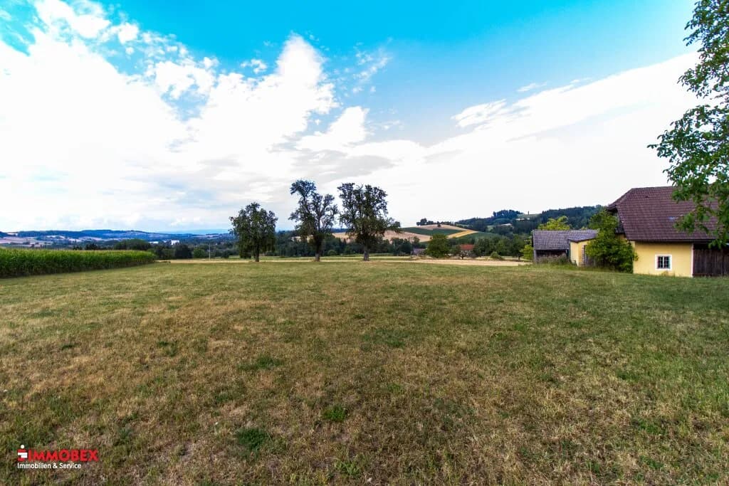Grundstück kaufen in Wels-Land – 4 860 m² – Bild 1 von 16