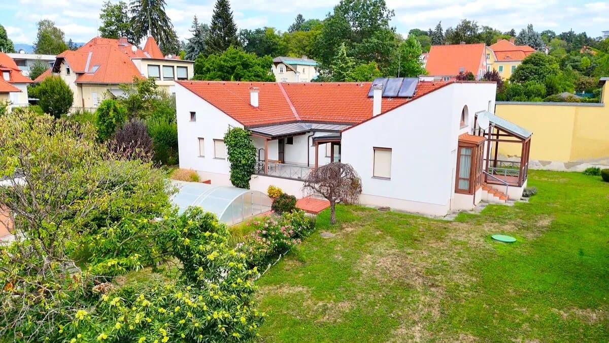 10-Zimmer-Haus kaufen in Graz – 180 m², € 1.540.000 – Bild 2 von 27