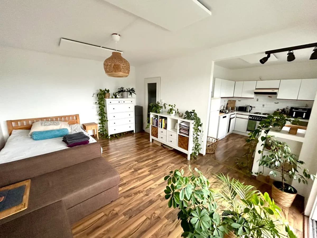 Wohnung mieten in Salzburg Stadt – 40 m², € 980 – Bild 1 von 9