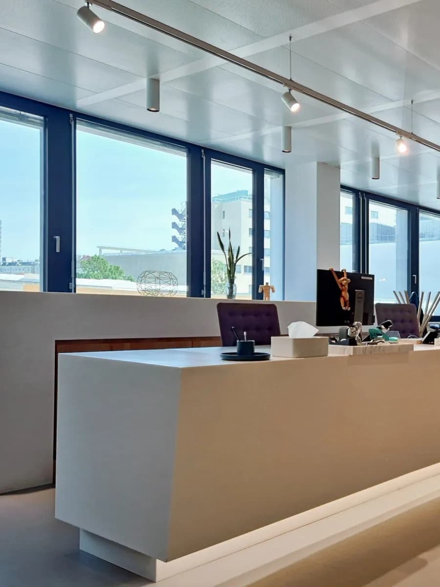 Gewerbeimmobilie mieten in Wien – 7 918 m² – Bild 2 von 9