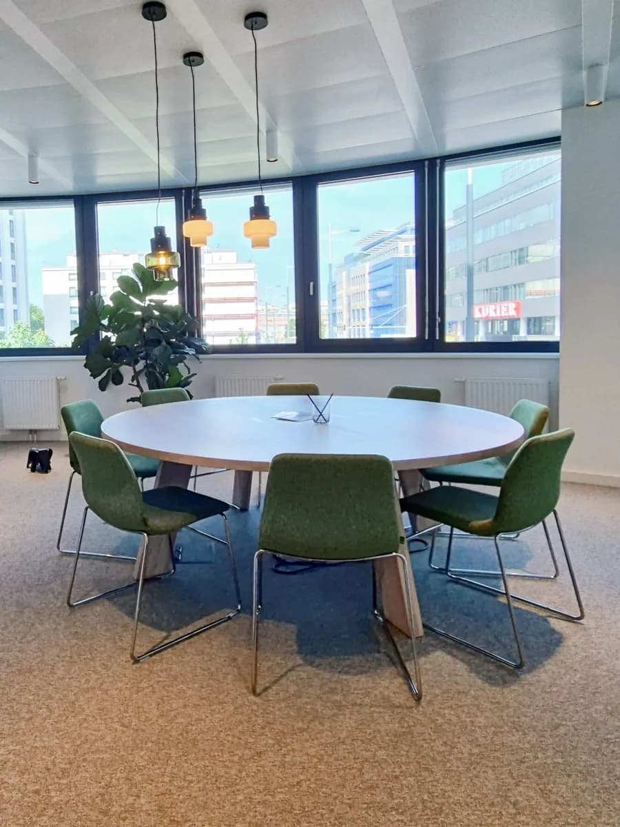 Gewerbeimmobilie mieten in Wien – 7 918 m² – Bild 5 von 9