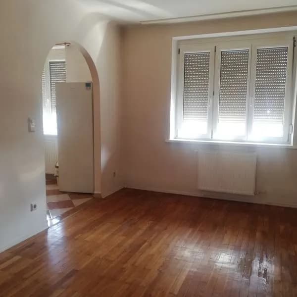 3-Zimmer-Wohnung kaufen in Wiener Neustadt – 73 m², € 148.000 – Bild 3 von 11