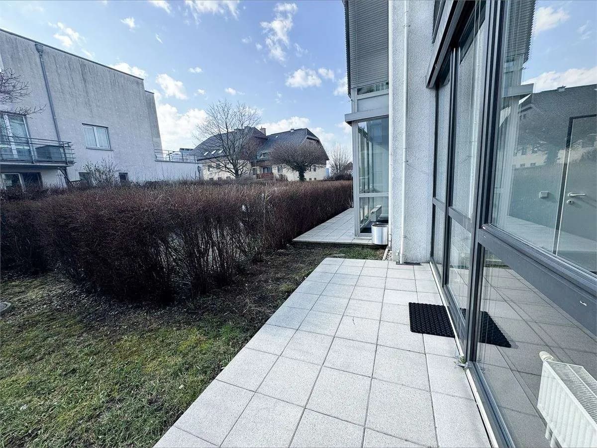 4-Zimmer-Gewerbeimmobilie mieten in Salzburg Stadt – 95 m², € 1.896 – Bild 2 von 11