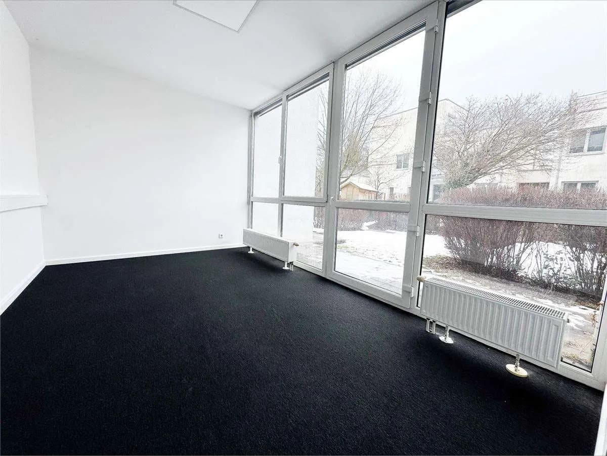 4-Zimmer-Gewerbeimmobilie mieten in Salzburg Stadt – 95 m², € 1.896 – Bild 3 von 11