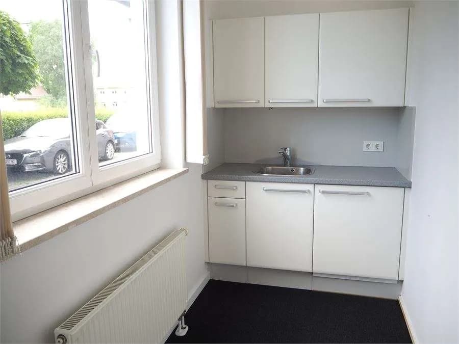 4-Zimmer-Gewerbeimmobilie mieten in Salzburg Stadt – 95 m², € 1.896 – Bild 4 von 11