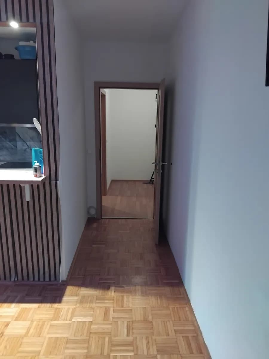 1-Zimmer-Immobilie mieten in Klagenfurt – 40 m², € 800 – Bild 8 von 9