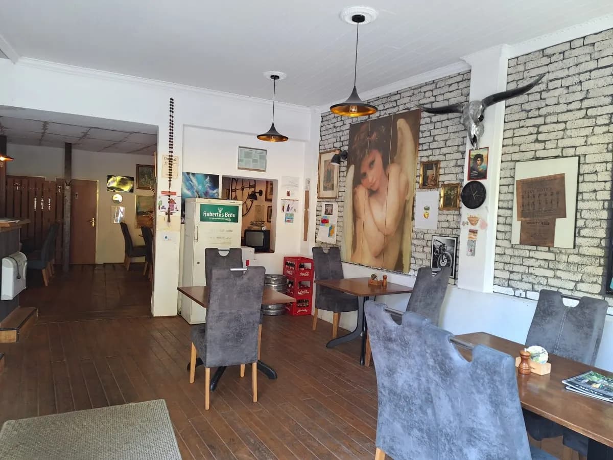 Gewerbeimmobilie mieten in Horn – 70 m², € 700 – Bild 2 von 8
