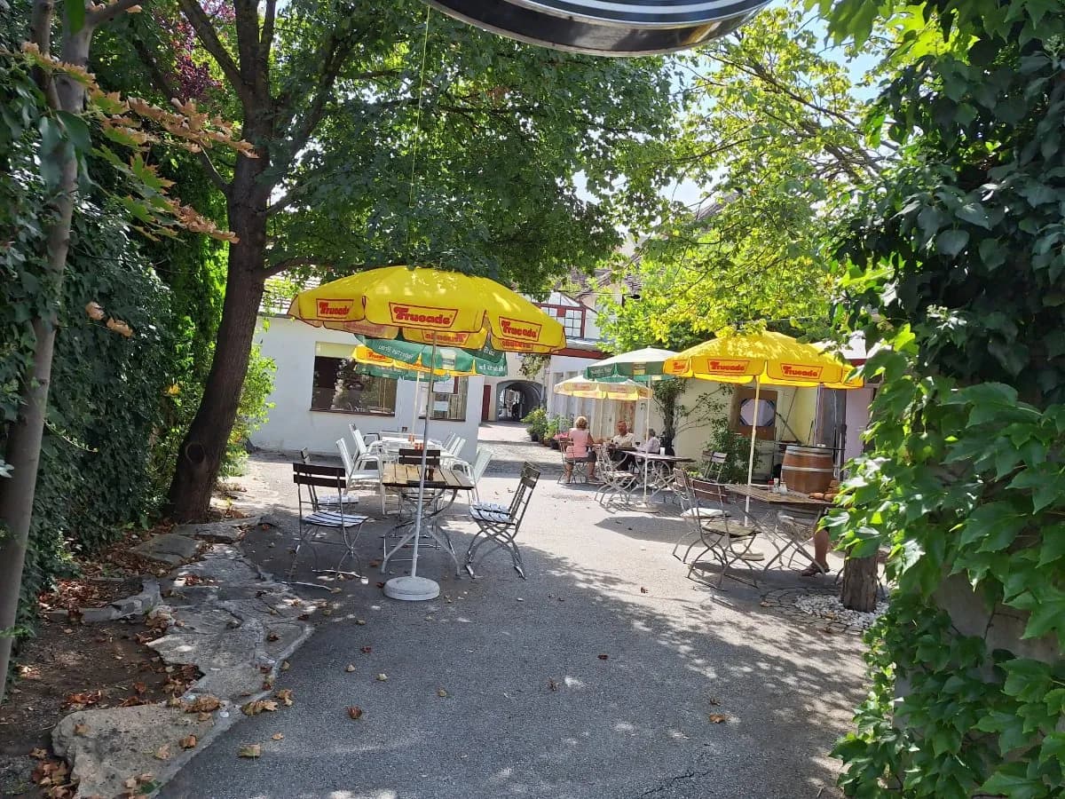 Gewerbeimmobilie mieten in Horn – 70 m², € 700 – Bild 8 von 8