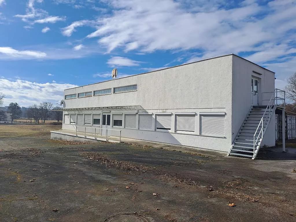 Gewerbeimmobilie kaufen in Oberwart – 1 500 m², € 569.000 – Bild 2 von 71