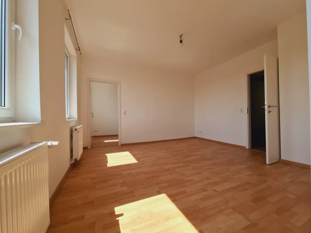 3-Zimmer-Wohnung kaufen in Korneuburg – 46,95 m², € 125.000 – Bild 3 von 12