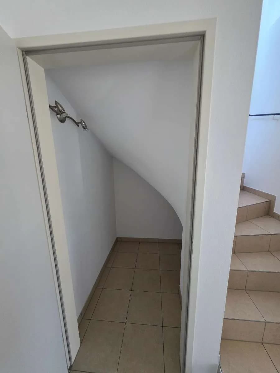 4-Zimmer-Wohnung mieten in Innsbruck-Land – 94 m², € 1.718 – Bild 7 von 11