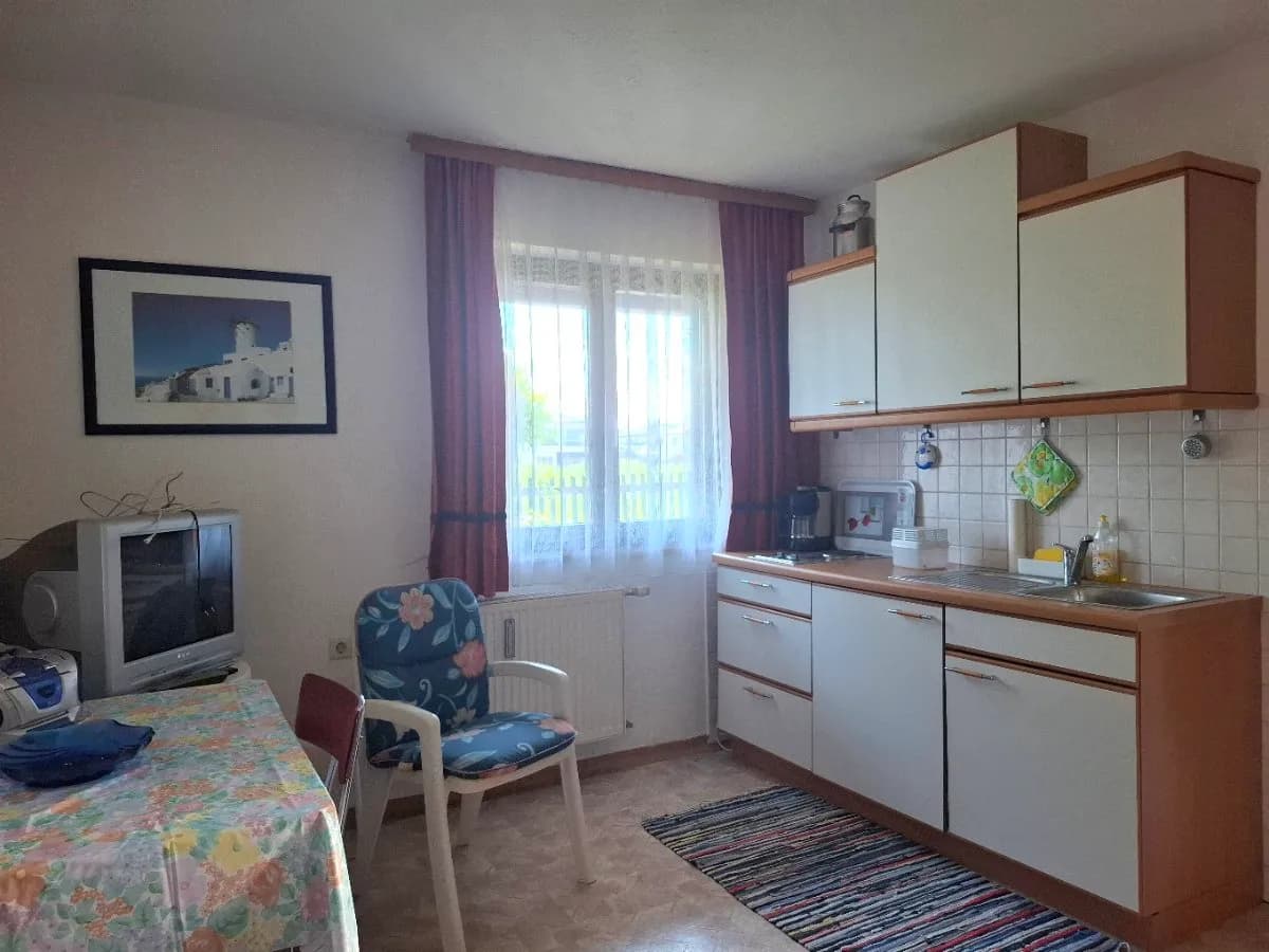 1-Zimmer-Wohnung mieten in Klagenfurt – 24 m², € 450 – Bild 1 von 10