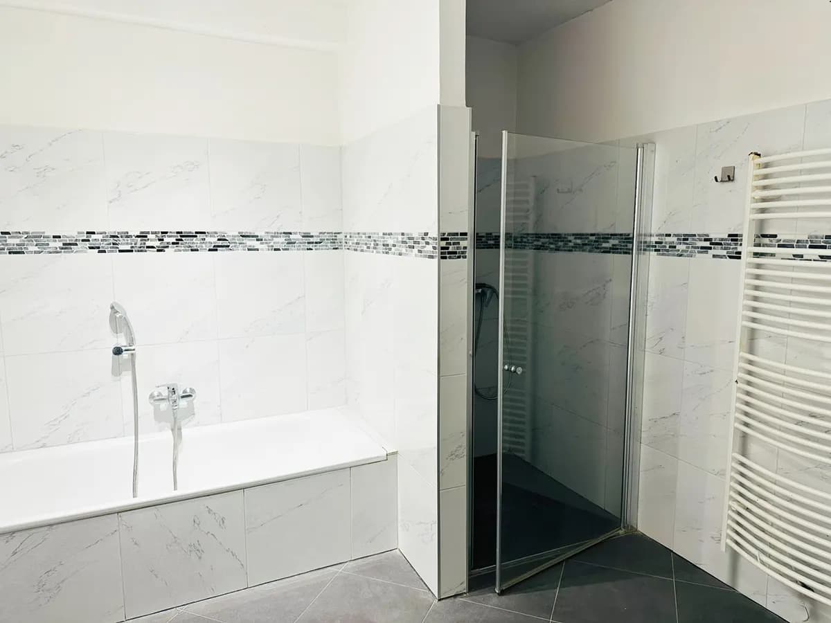 5-Zimmer-Haus mieten in Hollabrunn – 190 m², € 1.980 – Bild 8 von 18