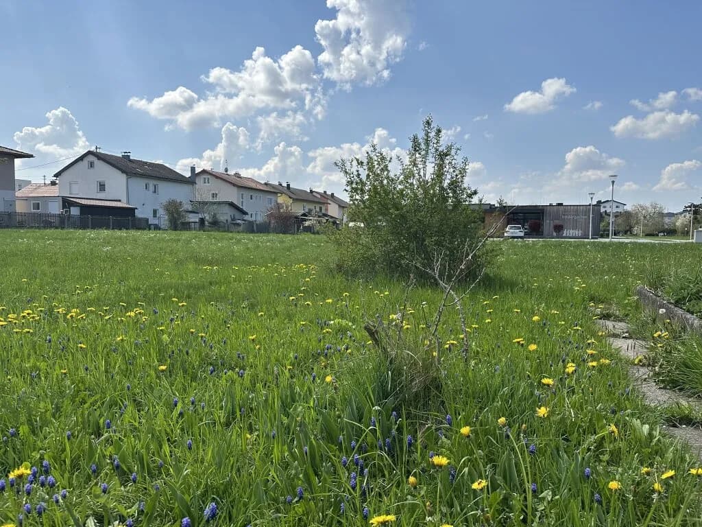 Grundstück kaufen in Braunau am Inn – 2 821 m², € 765.000 – Bild 2 von 8
