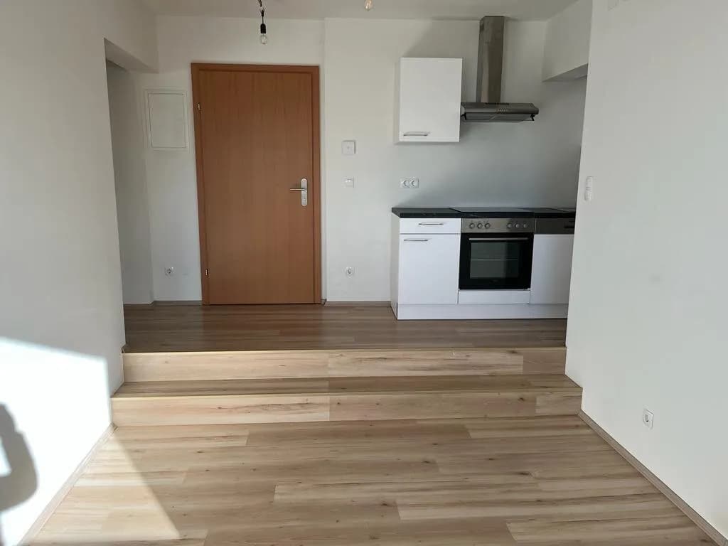 6-Zimmer-Wohnung kaufen in Hollabrunn – 117,51 m², € 299.000 – Bild 9 von 17
