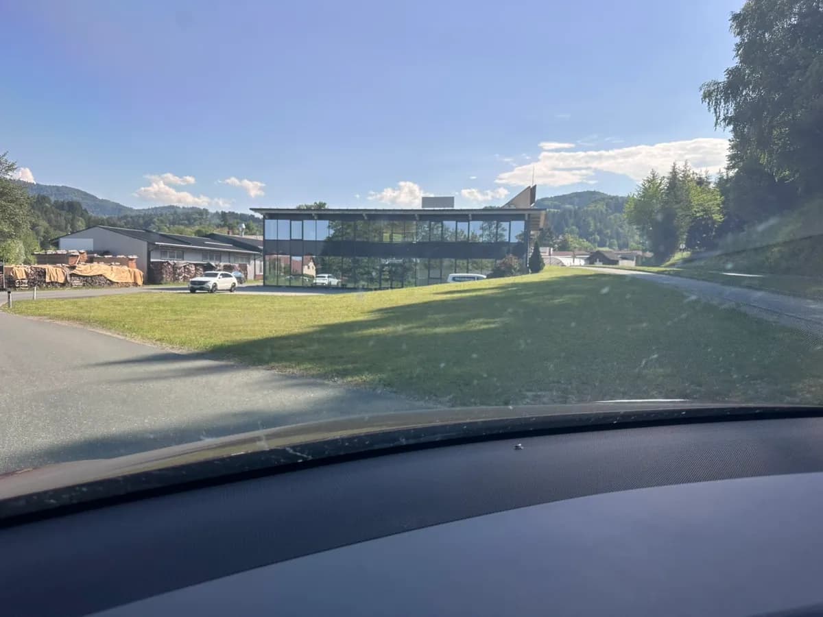8-Zimmer-Gewerbeimmobilie mieten in Deutschlandsberg – 240 m², € 1.800 – Bild 1 von 27
