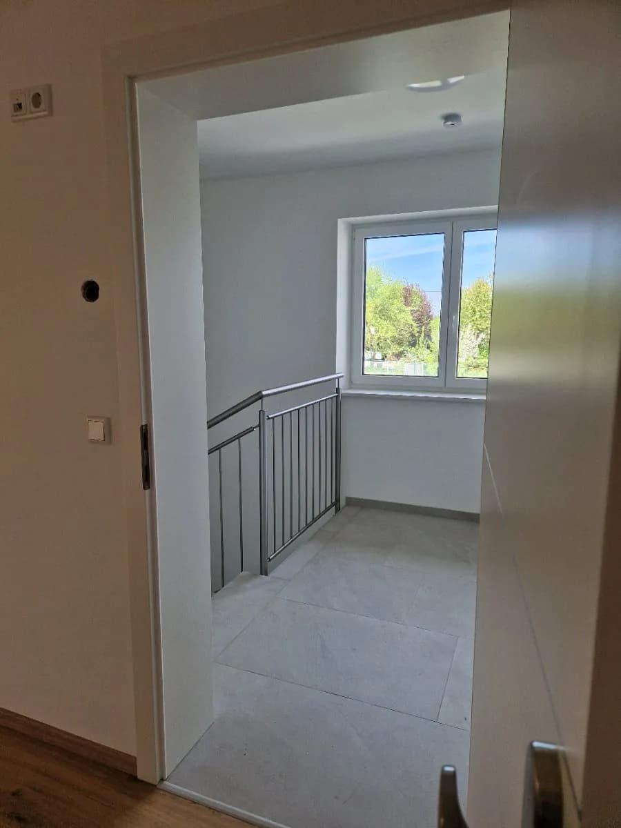 4-Zimmer-Wohnung mieten in Steyr-Land – 140 m², € 1.950 – Bild 14 von 16
