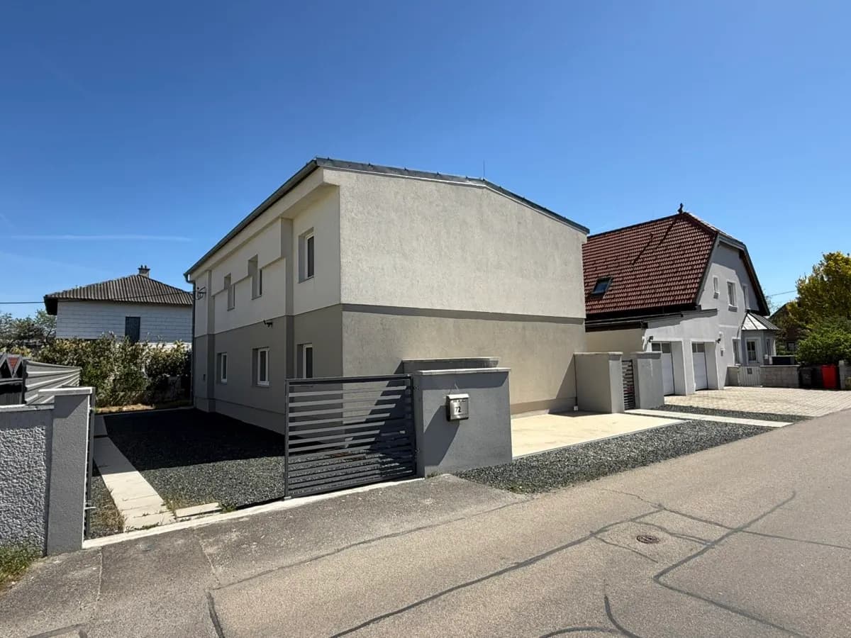 10-Zimmer-Gewerbeimmobilie kaufen in Korneuburg – 241 m², € 589.000 – Bild 1 von 41