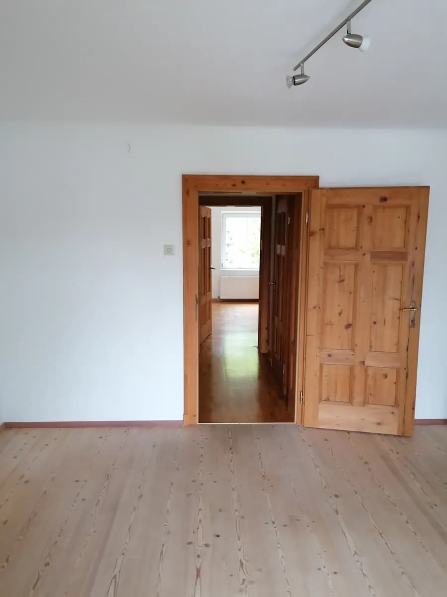 4-Zimmer-Wohnung mieten in Salzburg-Umgebung – 160 m², € 1.884 – Bild 13 von 18