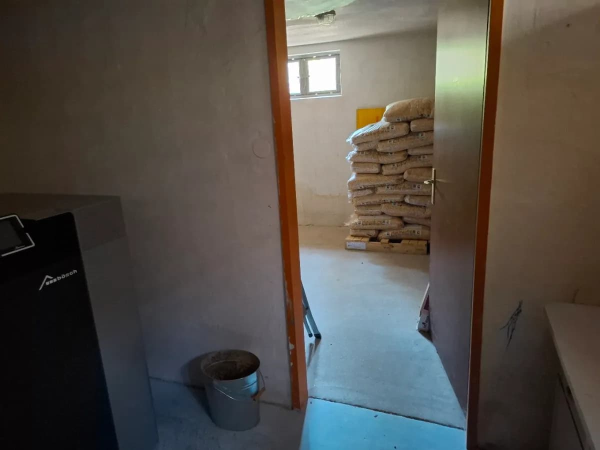 6-Zimmer-Gewerbeimmobilie kaufen in Gänserndorf – 270 m², € 389.000 – Bild 33 von 41